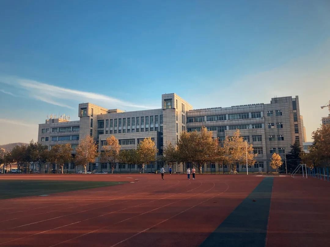 青岛大学全国排名（最新中国大学排名青岛大学在全国百强）