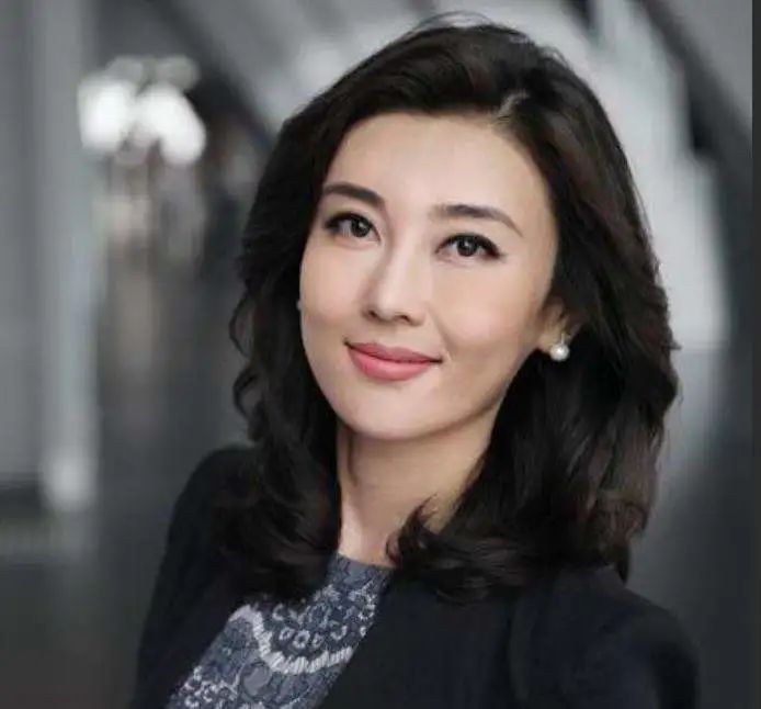 10位央视女主持人颜值对比，各有各的气质，甩一线女星几条街
