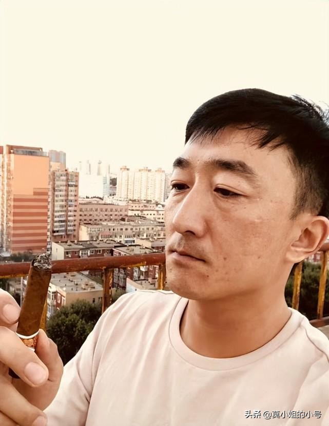 11天12位名人去世！有人突发心脏病，有人患喉癌，最年轻者23岁