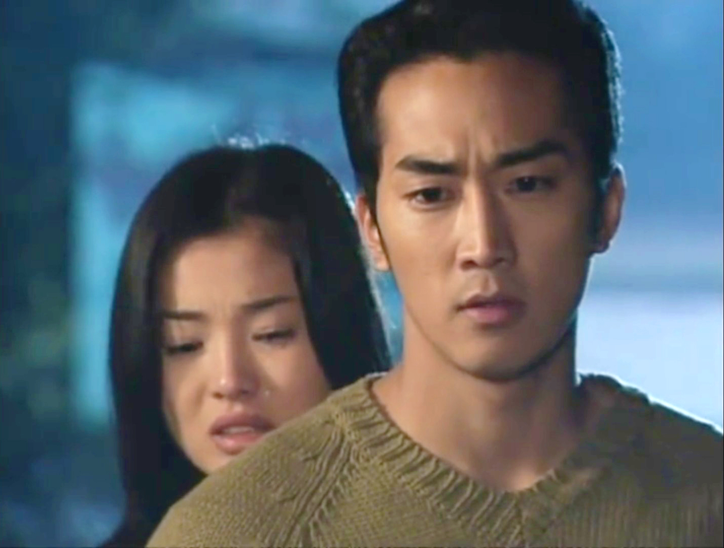 《蓝色生死恋》看到俊熙和恩熙“私奔”，才知幼美的爱有多窒息