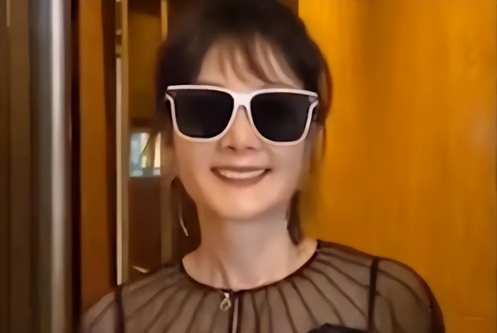 雪瑞姑姑“徐石萍”：58岁孤身赴加留学，花甲之年将生活过成诗歌