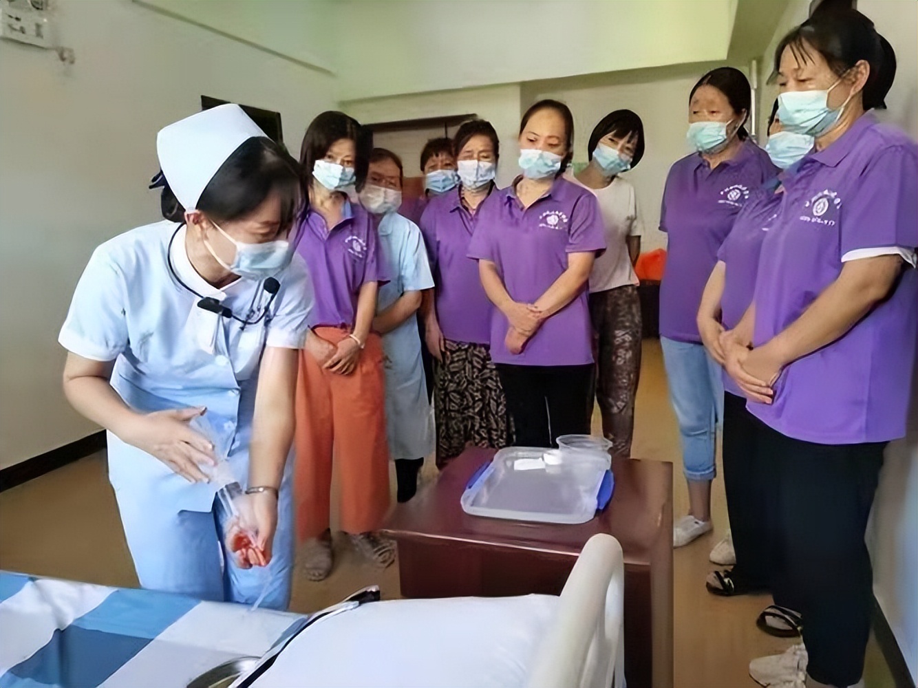 养老护理员资格证书怎么考？养老护理员工作内容有哪些？