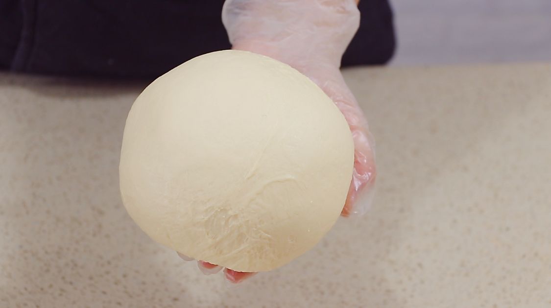 天气寒冷，碰到这面包，我绝不手软，包上大鸡腿，吃着真过瘾