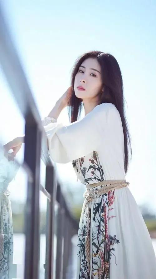 人美歌甜—张碧晨