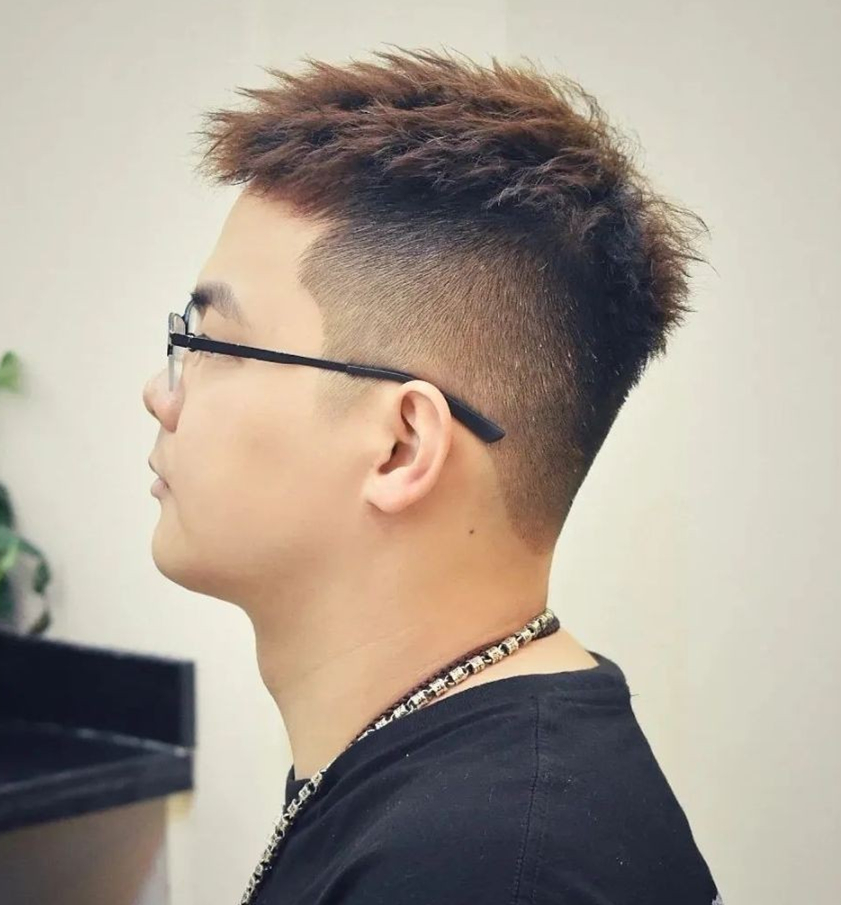 男生夏季就留这三种酷帅发型,清爽自然又时尚,好打理又有男人味