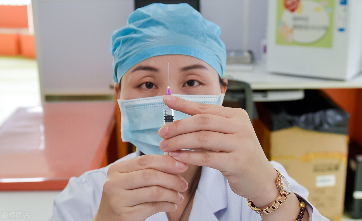 女子染上hpv，医生提醒：这种纸巾或是“凶手”，多数女生还在用