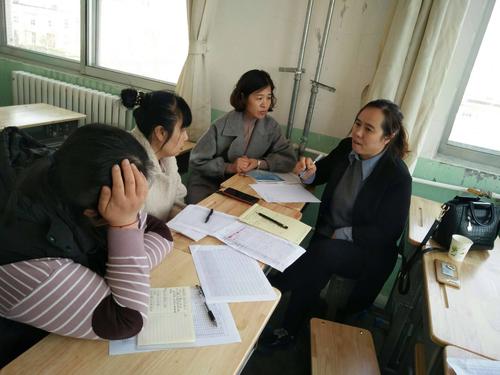 学生在校受伤，家长要闹到相关部门，班主任该如何处理？