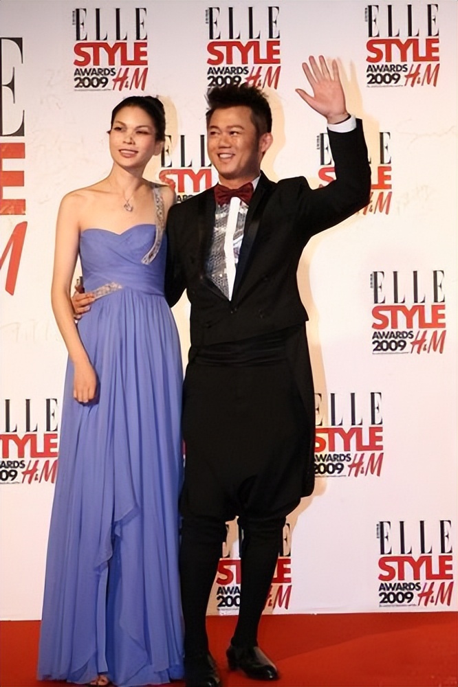 曾因身高自卑，被骂顶级丑模的吕燕，如今嫁法国豪门生混血宝宝