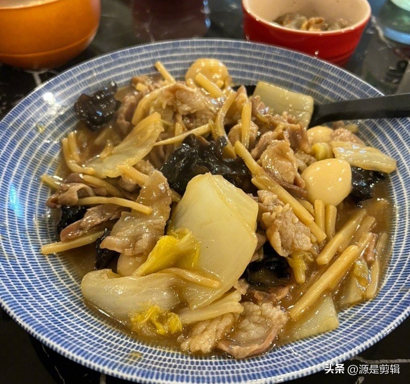福原爱和友人享受美食美照