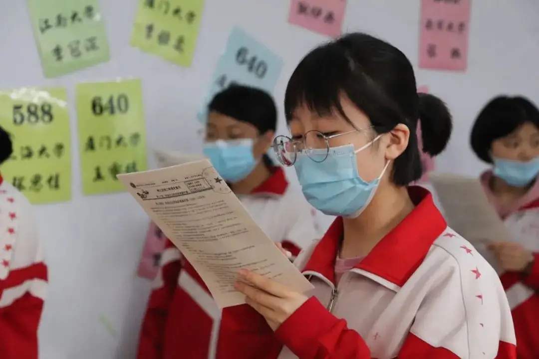 2022年高考时间敲定，个别地区向后延迟一个月，考生该怎么复习？