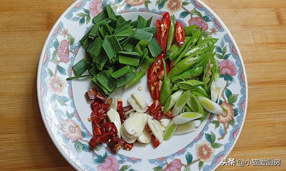 图片[6]-炒好平菇有诀窍 提前做好这一步 出锅鲜香脆爽 连汤汁都不剩-起舞食谱网