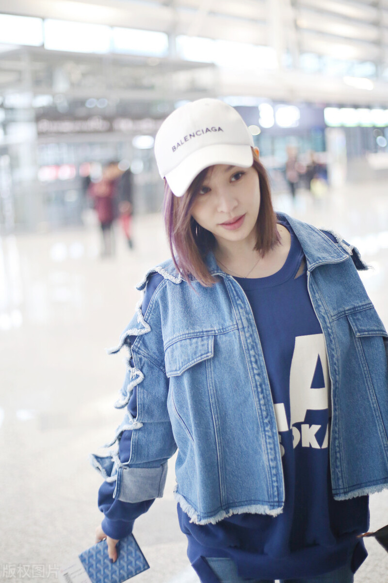 已经不能用吃了防腐剂来形容了，这完全就是逆生长