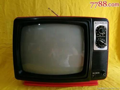 看过这个电视机的都在逐渐老去