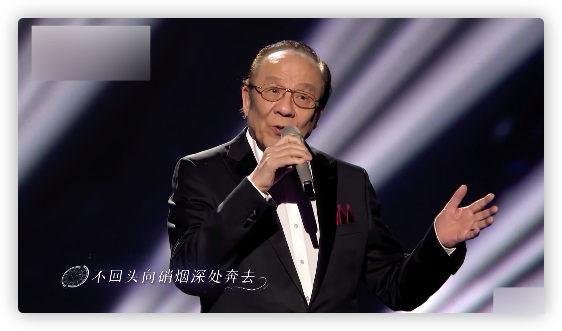 卫视春晚亮点：冯巩秀谐音梗，张杰谢娜对唱，关晓彤王鸥同台走秀