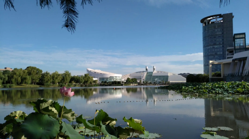 中国十大“最美”高校，上学堪比旅游，你更喜欢哪所学校？