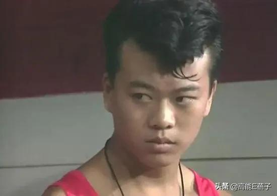为了摘掉“软饭王”的帽子,欧阳震华究竟有多拼?