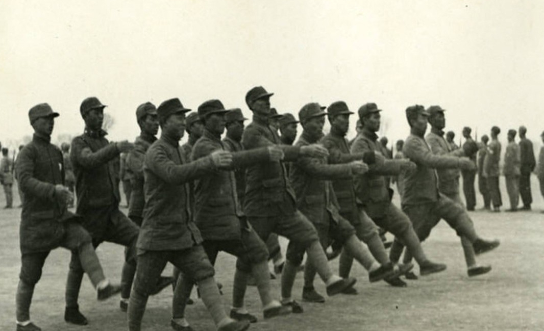 1952年，湖北老铁匠收到毛主席来信，村民才知其真实身份不简单