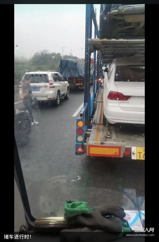 1������ | ��ʦ��Ϊ�ζԽ������������м�