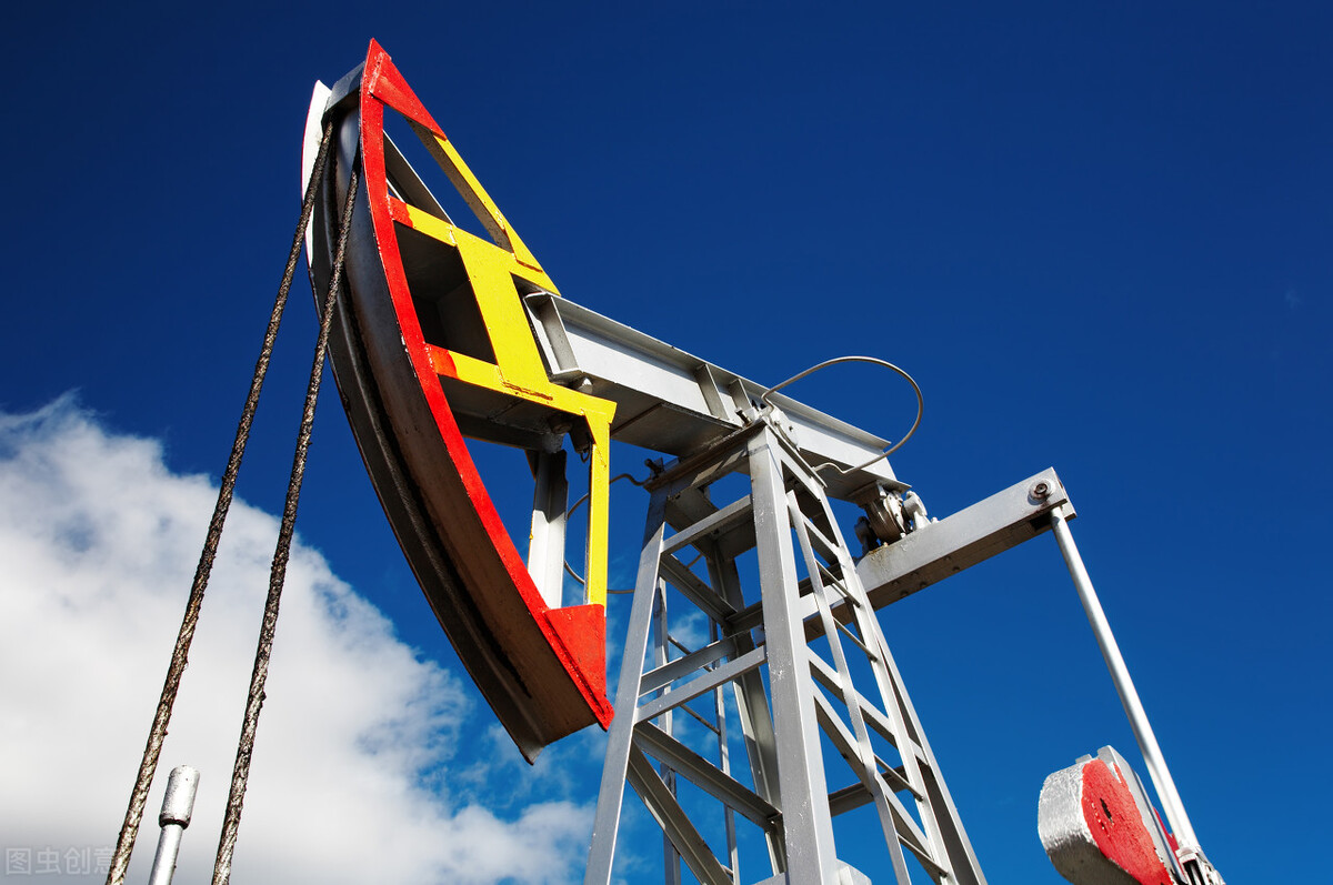 原油价格难降价！机构称2022年油价或将在较高水平维持区间波动