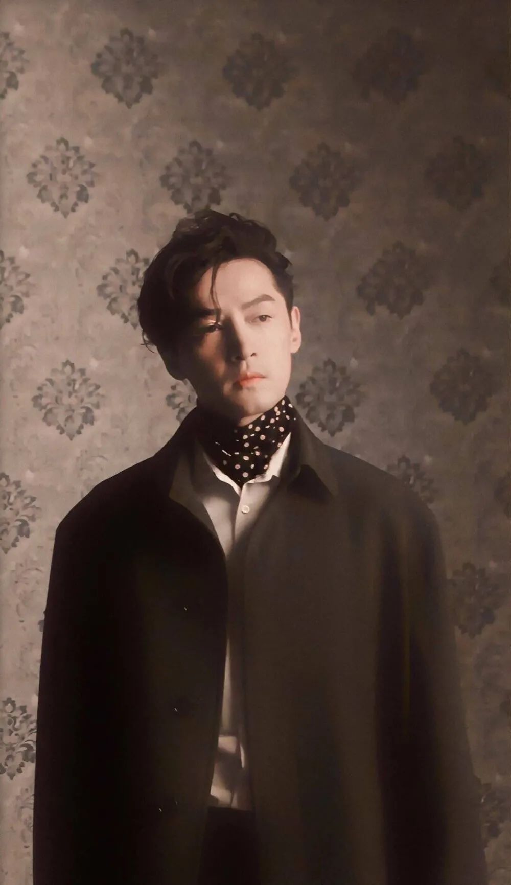 精选男明星壁纸合集｜秦霄贤｜白敬亭｜胡歌｜车银优｜陈立农