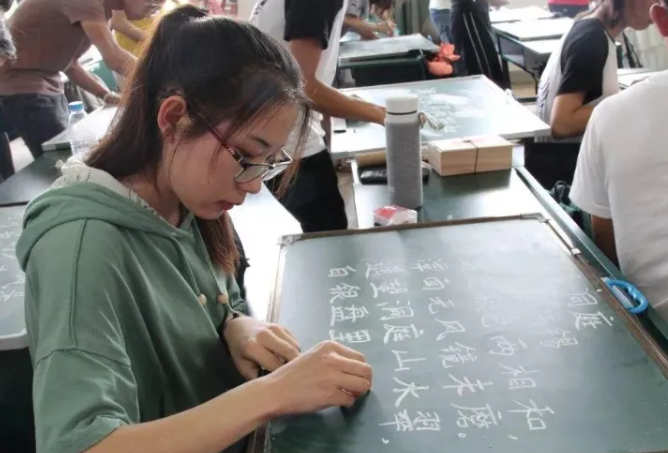 2类教师将成为“香饽饽”，就业更容易，学生可以参考