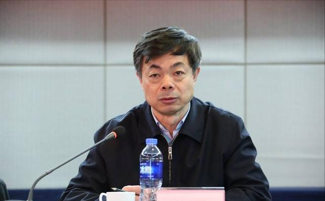 大连理工大学校长、东北大学校长、辽宁教育厅厅长，谁级别最高？