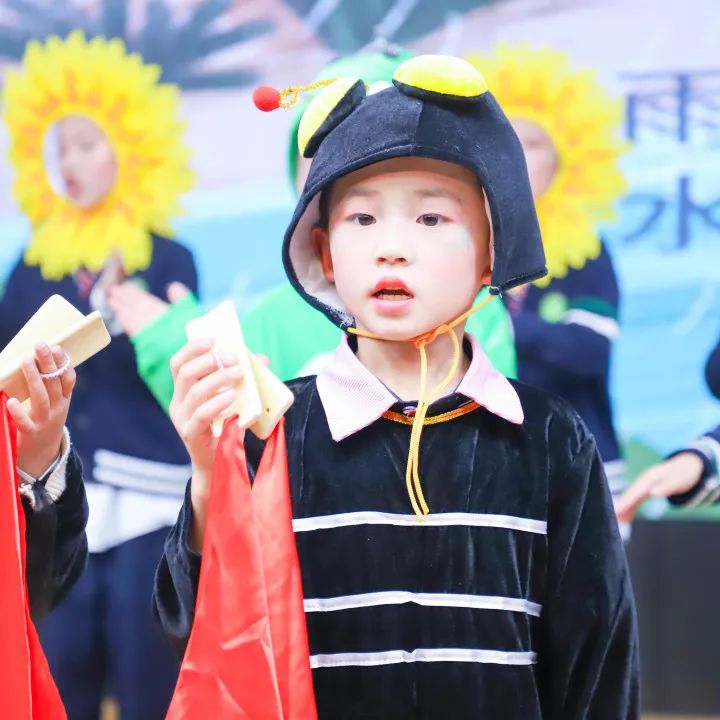 花田花绽，阅读悦心｜双流区黄甲小学举行读书节之阅读表演赛