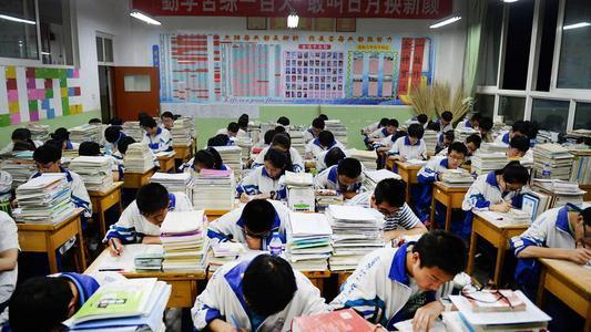 高考“困难模式”省份，学生们压力大，竞争也非常激烈