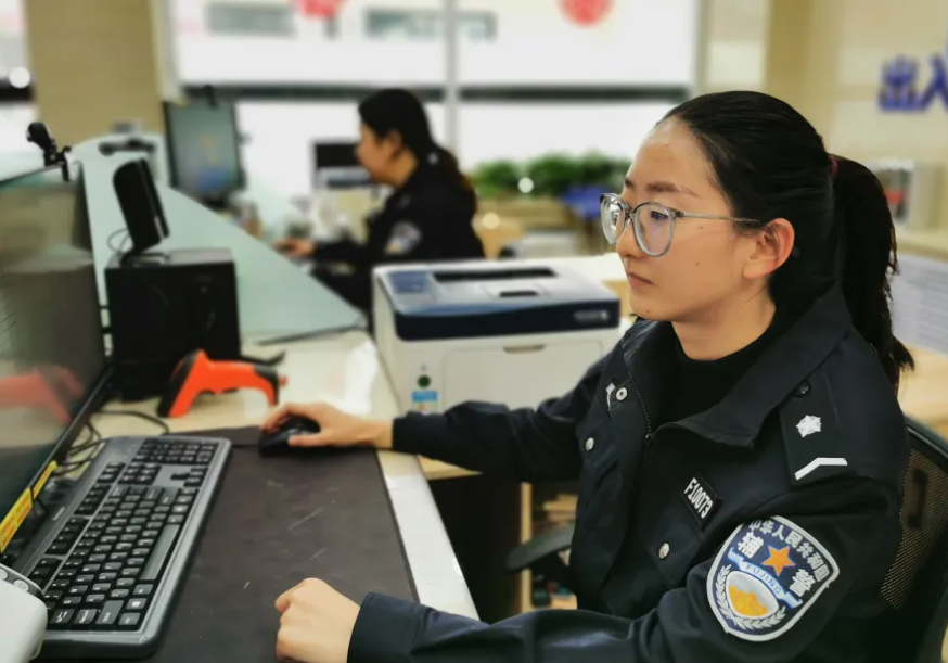 机关单位大量扩招“合同工”，门槛低但待遇佳，往届生可不容错过