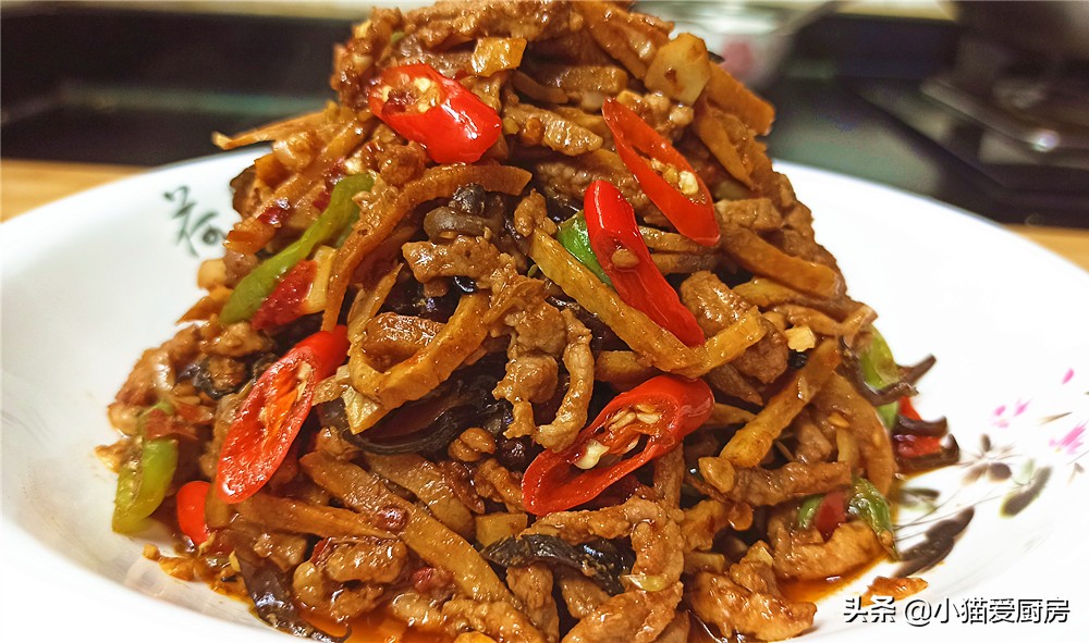 分享冬笋炒肉的好吃做法，香脆爽口鲜香下饭，炒出来多吃两碗饭