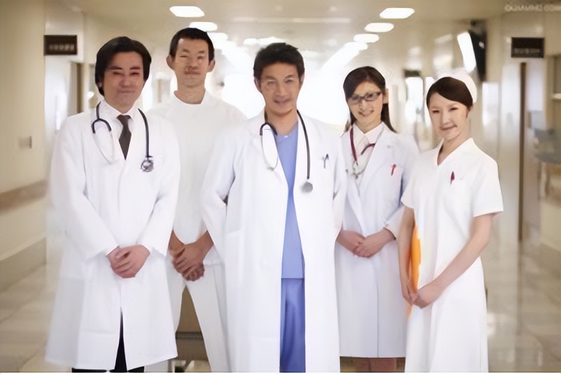 医学院校排名“洗牌”？医学院“4大天王”被打破，湘雅跌出前10