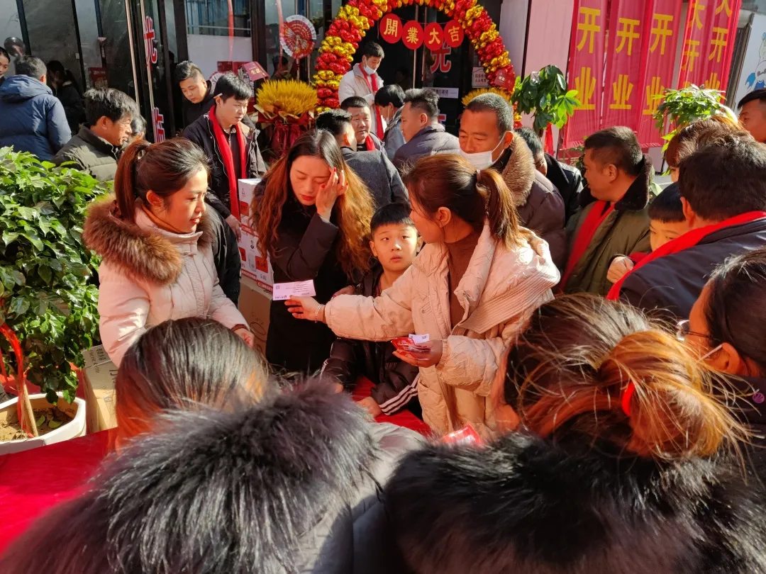 隆重！巨野喜力瓷磚專(zhuān)賣(mài)店盛大開(kāi)業(yè)