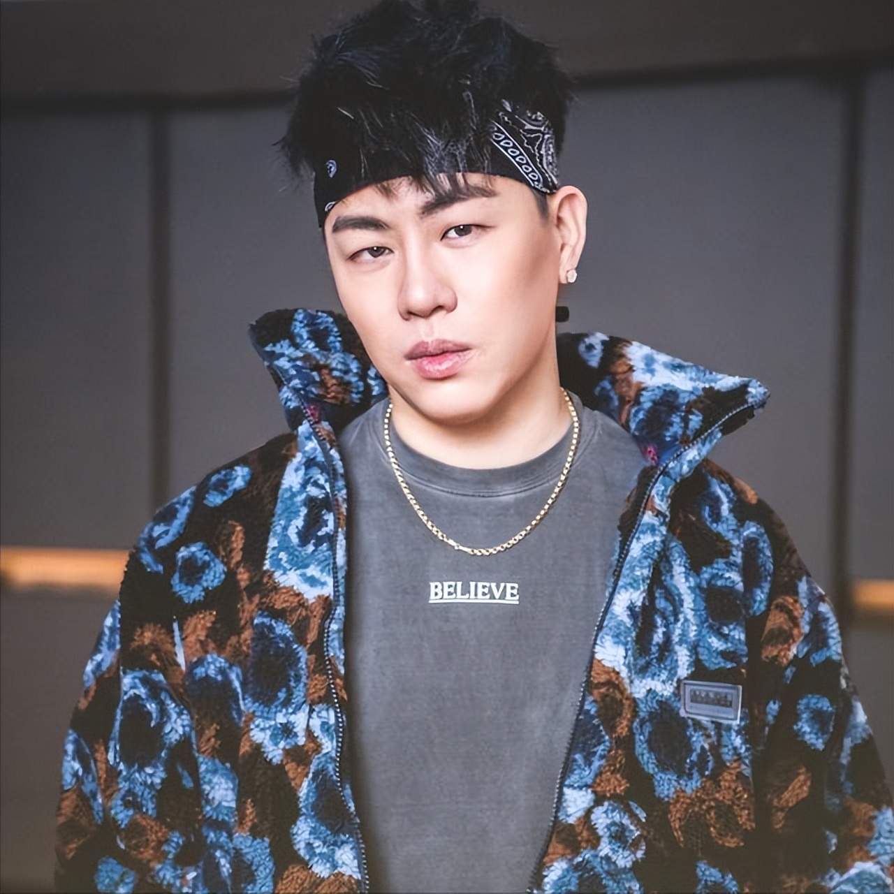 身高最有欺骗性的10位男星，看脸只有1米7，实际却有1米8