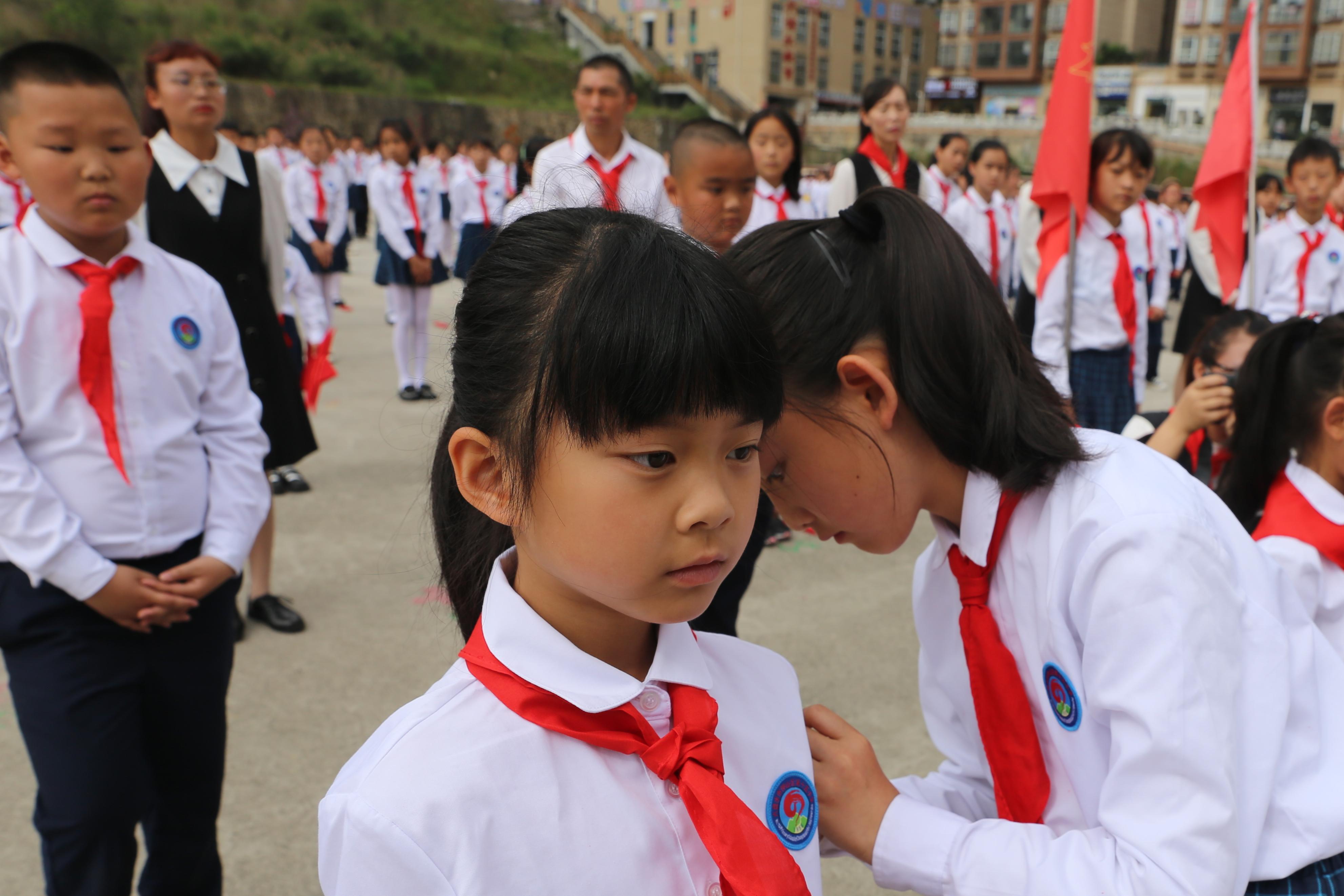 鐘山區(qū)第十五小學(xué)舉辦慶“六一”文藝匯(圖5) 鐘山區(qū)第十五小學(xué)舉辦慶“六一”文藝匯(圖5)