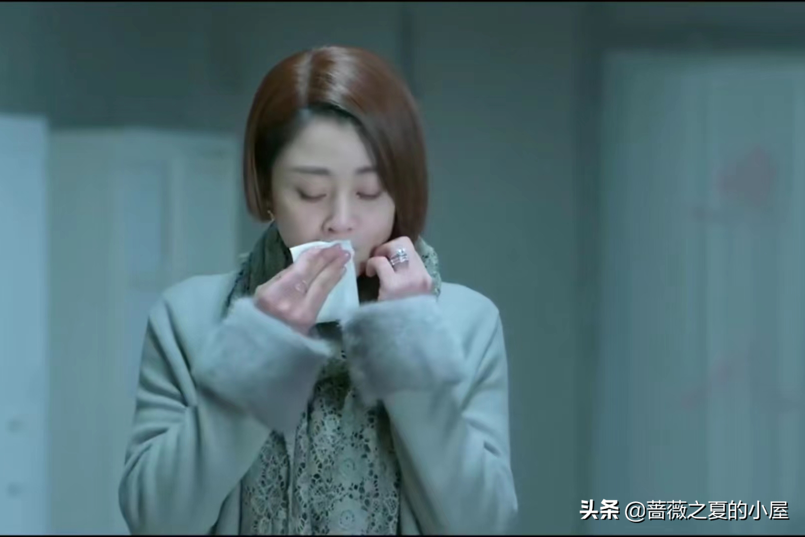 鸡毛飞上天：骆父去世，骆玉珠擦掉口红，陈江河的红色毛衣太讽刺