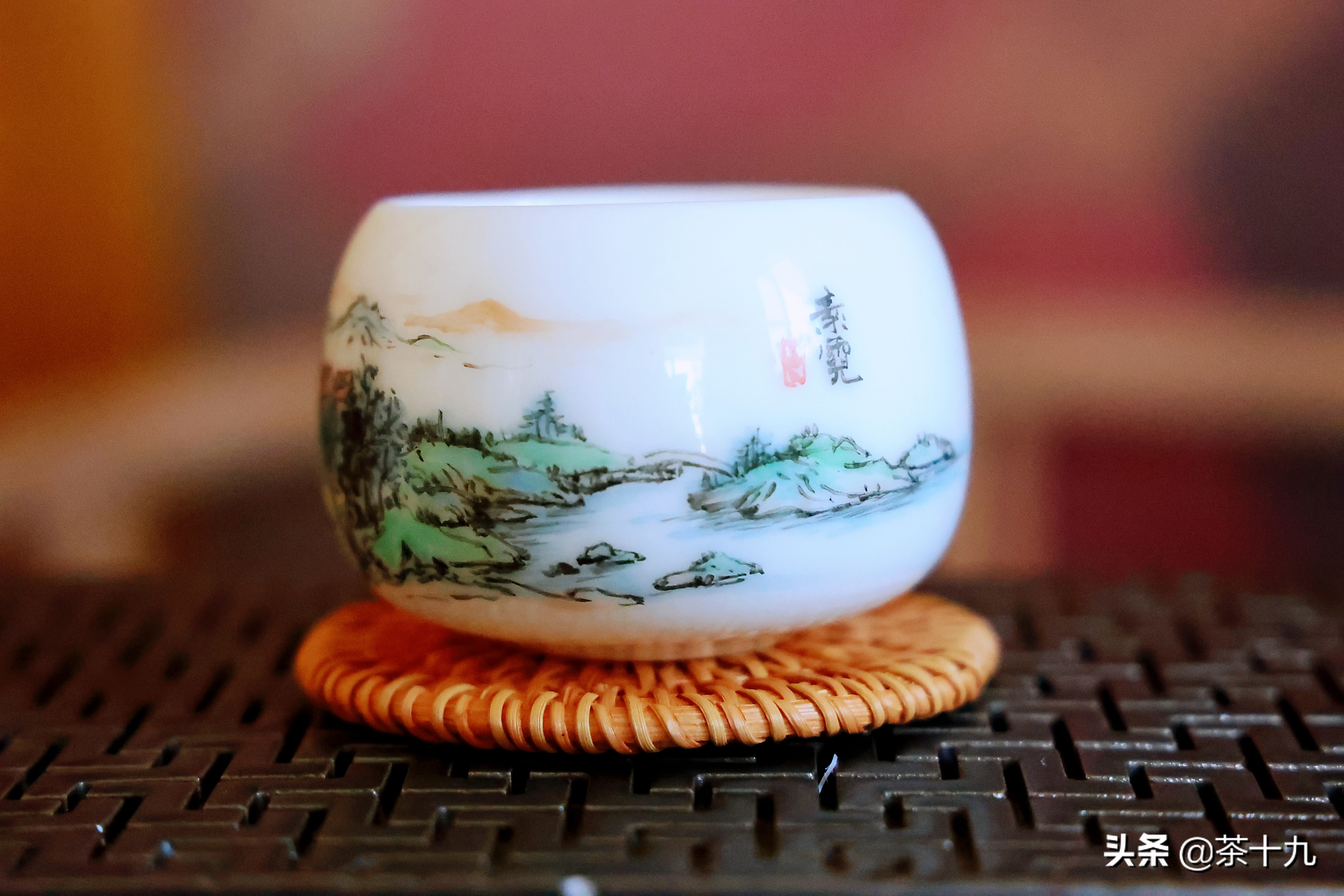 品茶之美，犹如一城书香为庭宴，艺色青田食梦眠的茶性慢生活