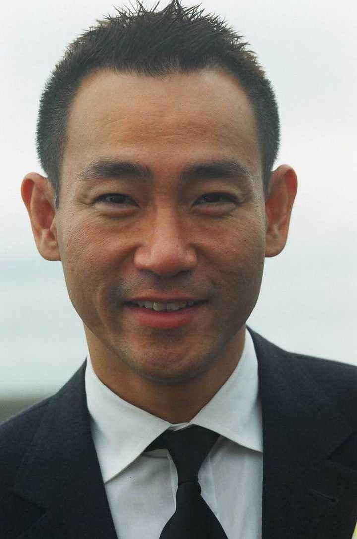 至今不娶妻的11位港臺大齡男星，有人情史混亂，有人一生只愛一人
