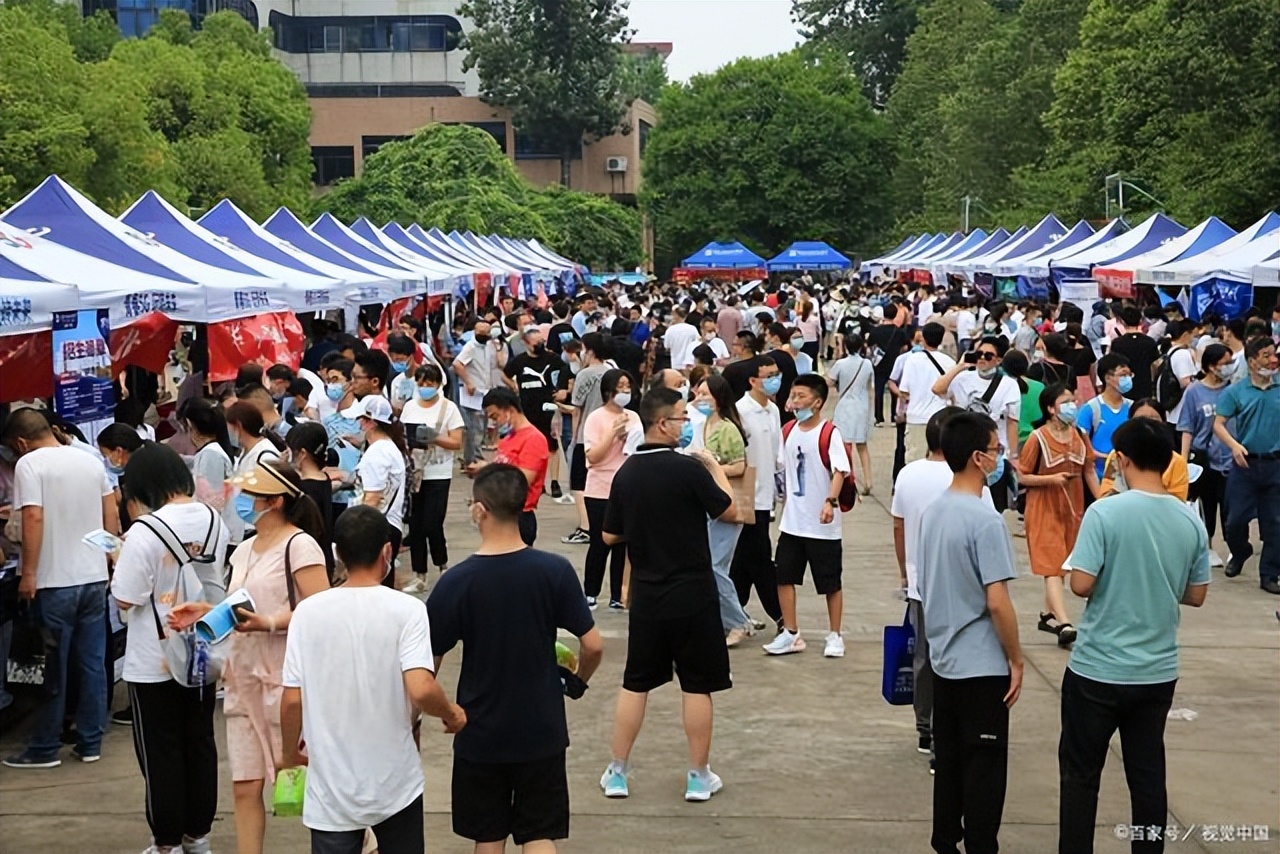 重庆这3所大学害人不浅，已被全面点名曝光，毕业证一文不值