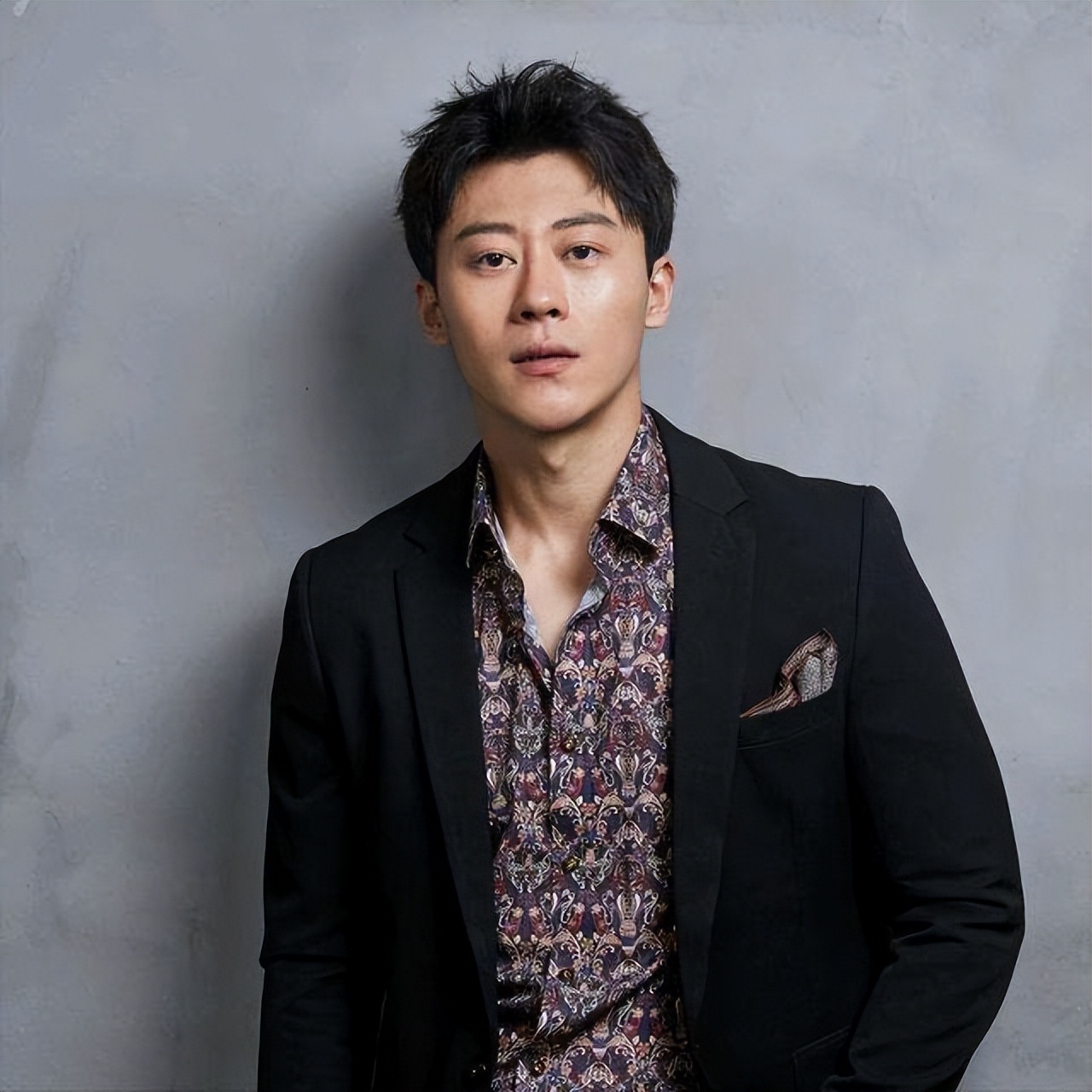 一个月内10位明星相继去世，最年轻的还未结婚，每一个都令人不舍