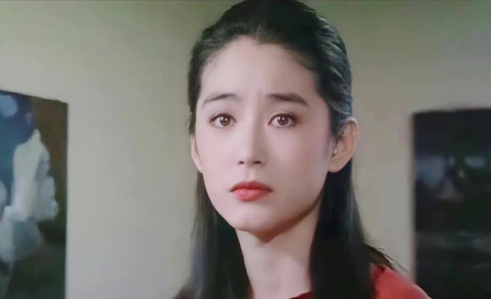 有一种“自卑”叫我好丑，这4位女星都不照镜子的吗？