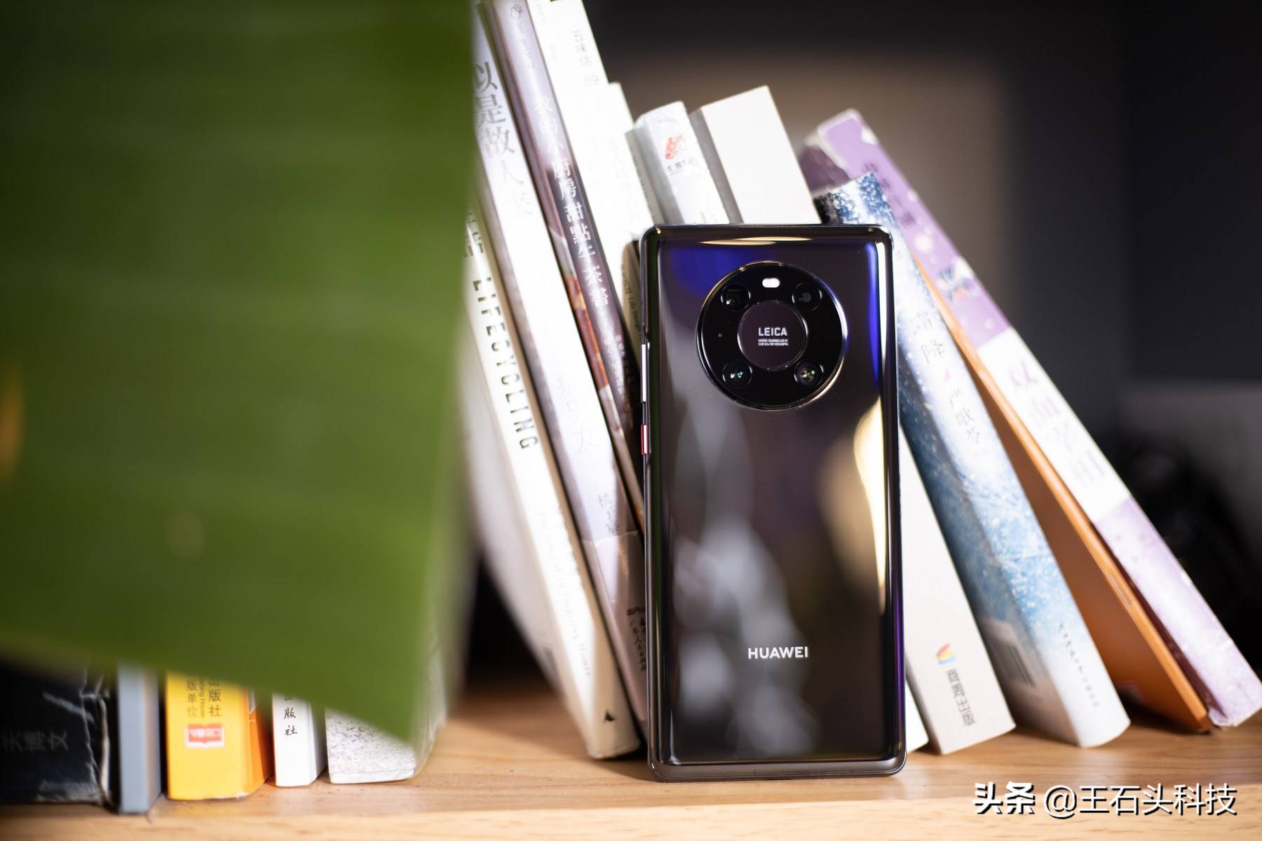 vivo“低门槛”拍照手机，微云台+蔡司镜头，到手仅2509元