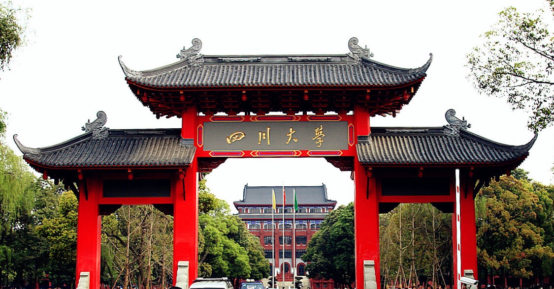 高考写甲骨文，川大破格将他录取，导师却直言：宁愿辞职也不教他