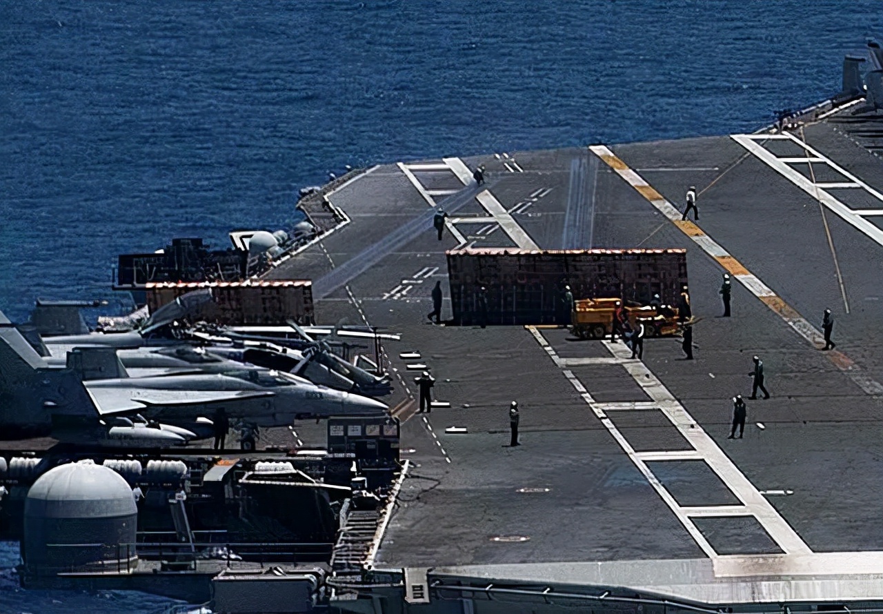 中国第三艘航母近况：最早可能在今年5月下水，总建造师是80后