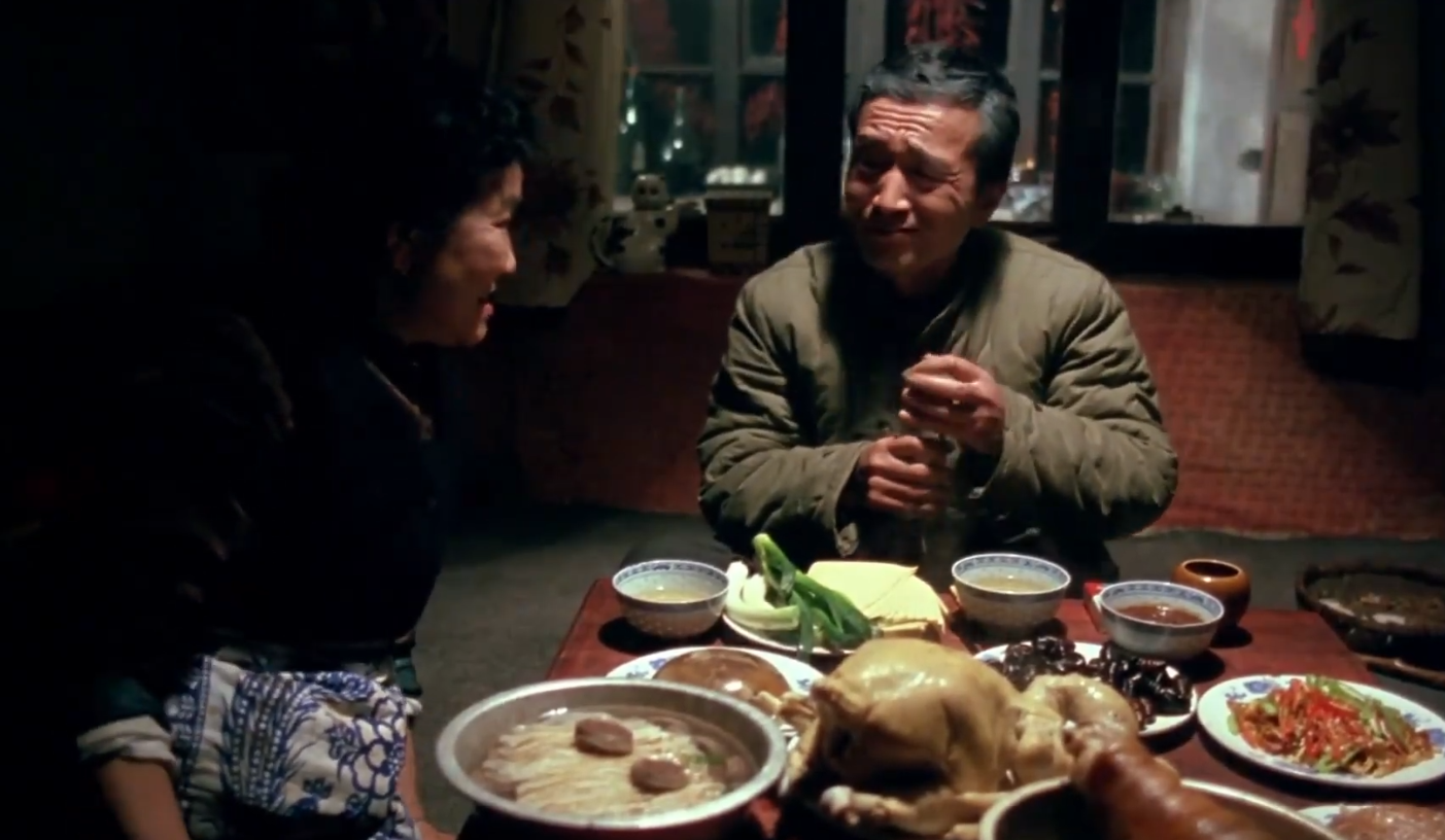 《过年》豆瓣8.9分，喜庆的片名却是一出悲情的家庭矛盾影射电影