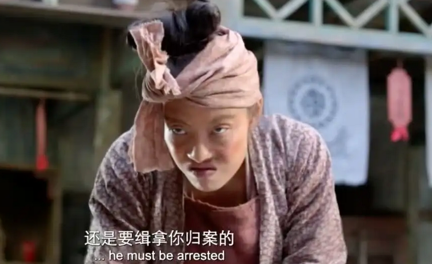 明明是美女，但为演戏都豁出去了！这10个女星的造型，个个辣眼睛