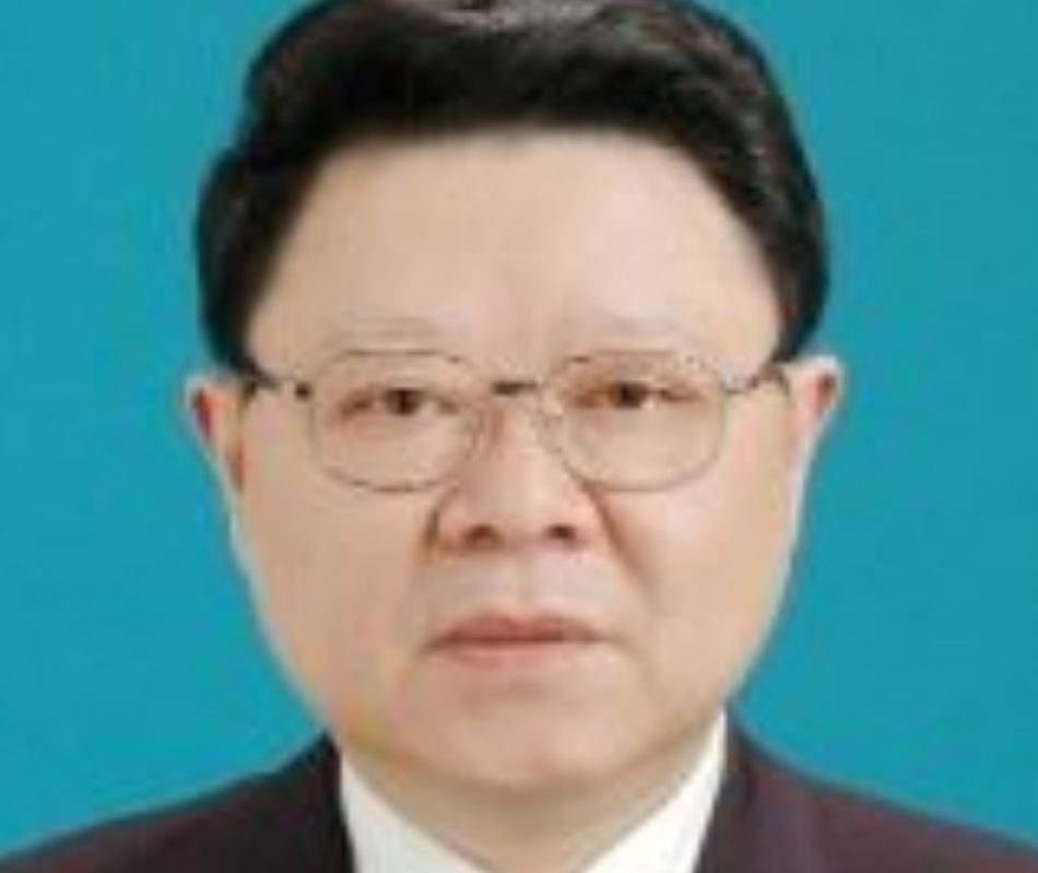 2009年，“重庆谢姐”被判18年罚金102万，曾包养16名小鲜肉玩乐