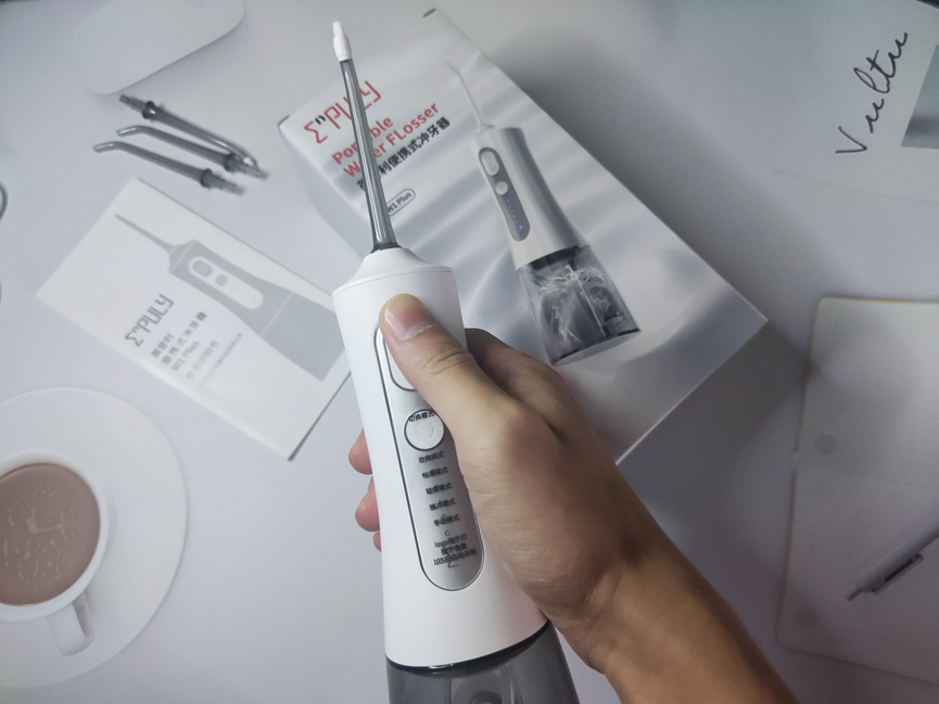 深层洁齿，英普利W1Plus冲牙器呵护口腔