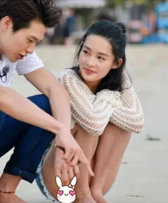 李沁：曾被国家秘密培养，受李少红力捧，为什么会被骂背信弃义？