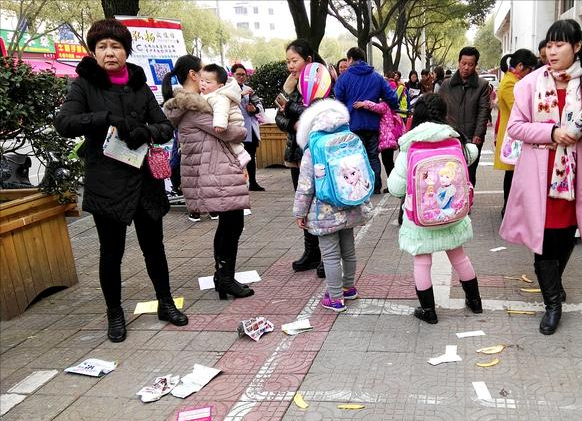 广州这2所大学毕业证一文不值，早已臭名昭著，家长报考需谨慎