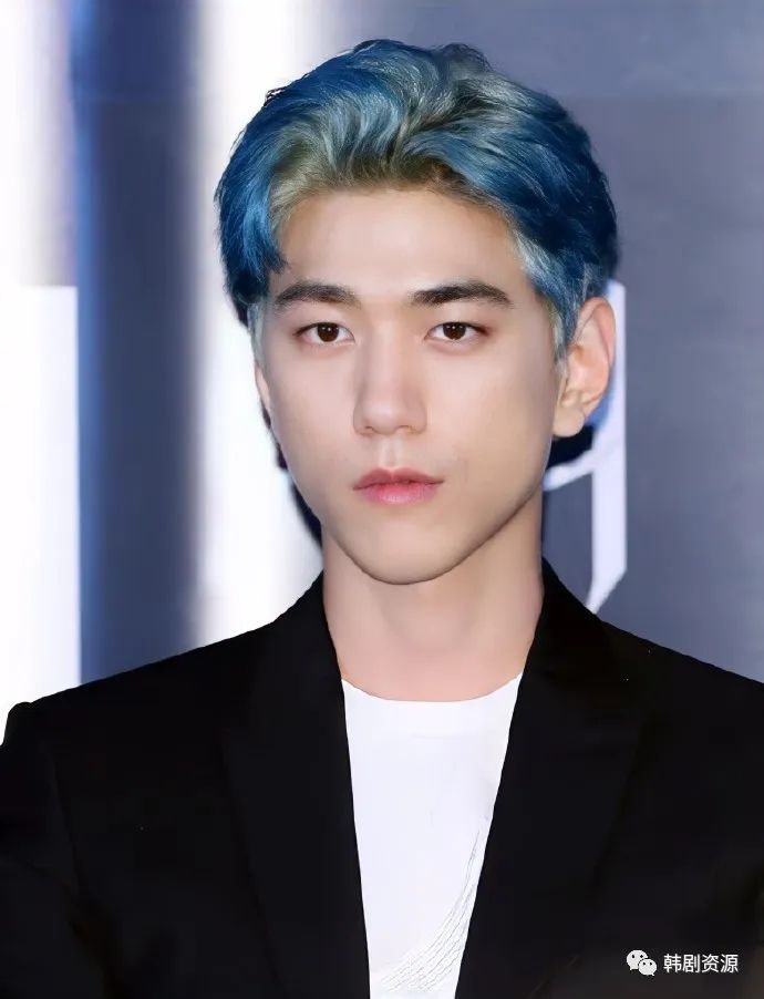 隐婚后，娱乐圈已经逐渐抛弃他了​？